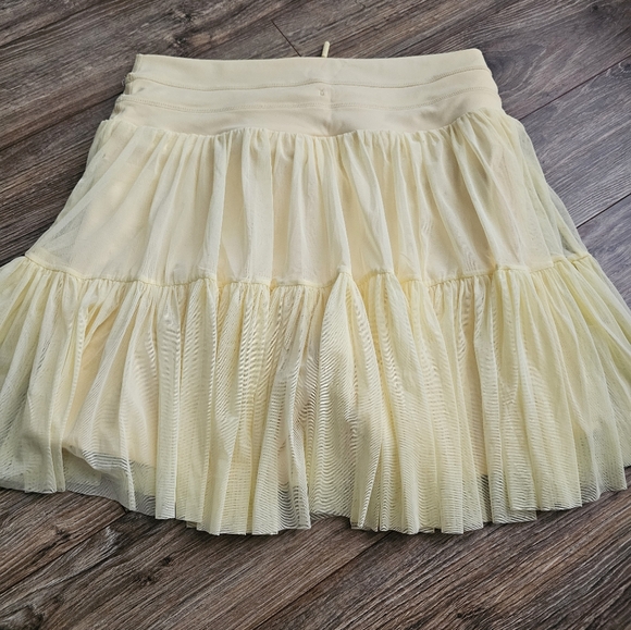 Light Yellow Popflex Pirouette Skirt - Picture 2 of 5